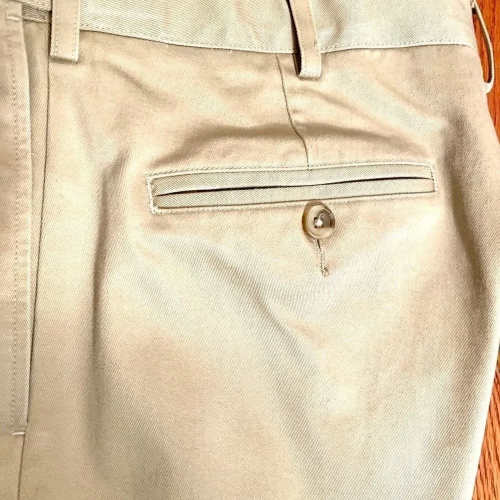 LAND’s END BEIGE TRADITIONAL FIT KHAKIS 32”x29”